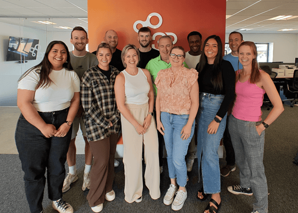 09-24-3R-Team-Picture-(Smiling)-1-1